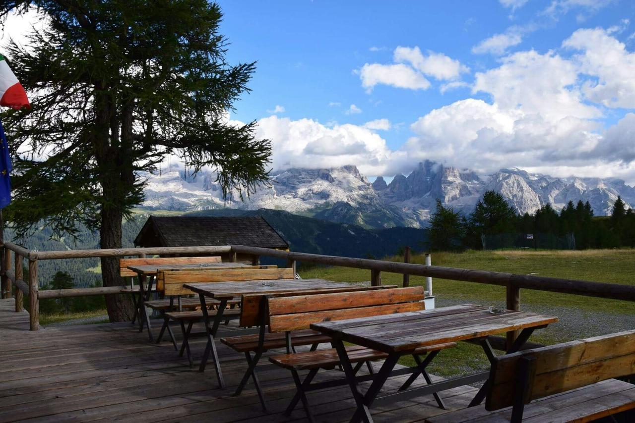 Rifugio Viviani Pradalago Hotel Madonna di Campiglio Exterior photo