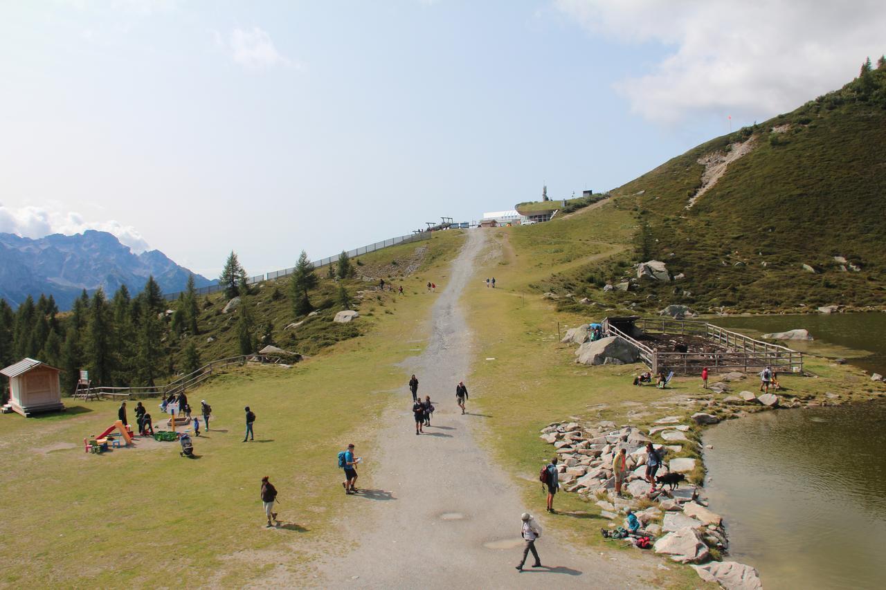 Rifugio Viviani Pradalago Hotel Madonna di Campiglio Exterior photo
